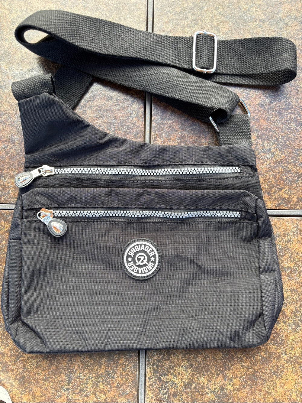 Jinqiaoer Black Crossbody Water Resistant Purse